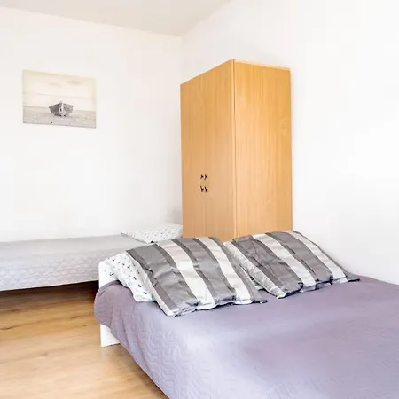 Mila 12 - Kameralne Pokoje 300 M Od Plazy W Karwi *