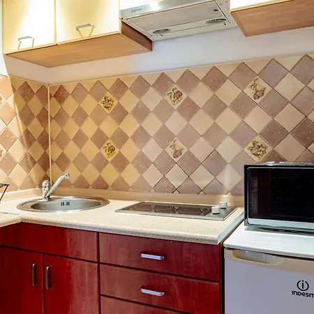 Mila 12 - Kameralne Pokoje 300 M Od Plazy W Karwi * Karwia