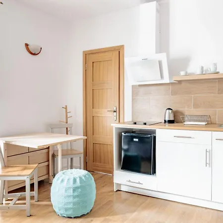 Mila 12 - Kameralne Pokoje 300 M Od Plazy W Karwi Rum i privatbostad Karwia