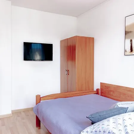 Kwatera prywatna Mila 12 - Kameralne Pokoje 300 M Od Plazy W Karwi Karwia