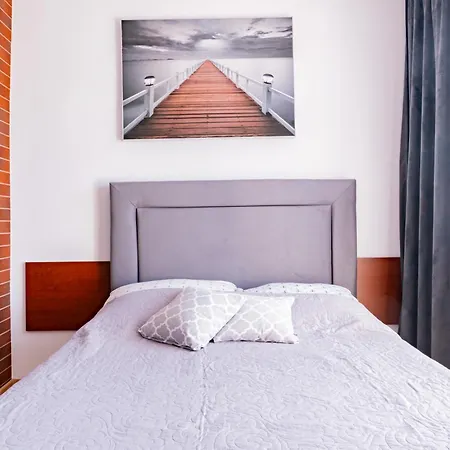 Kwatera prywatna Mila 12 - Kameralne Pokoje 300 M Od Plazy W Karwi Karwia